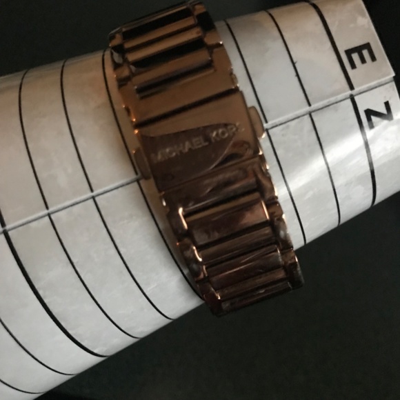 Michael Kors Bailey Rose Gold-tone Women’s Watch MK-3809 main image 11